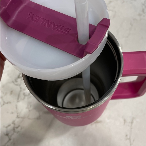 Dark pink 40oz Stanley travel cup - Picture 5 of 6